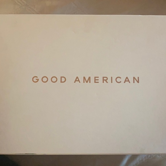 Good American Zip Block Heel - Picture 8 of 9